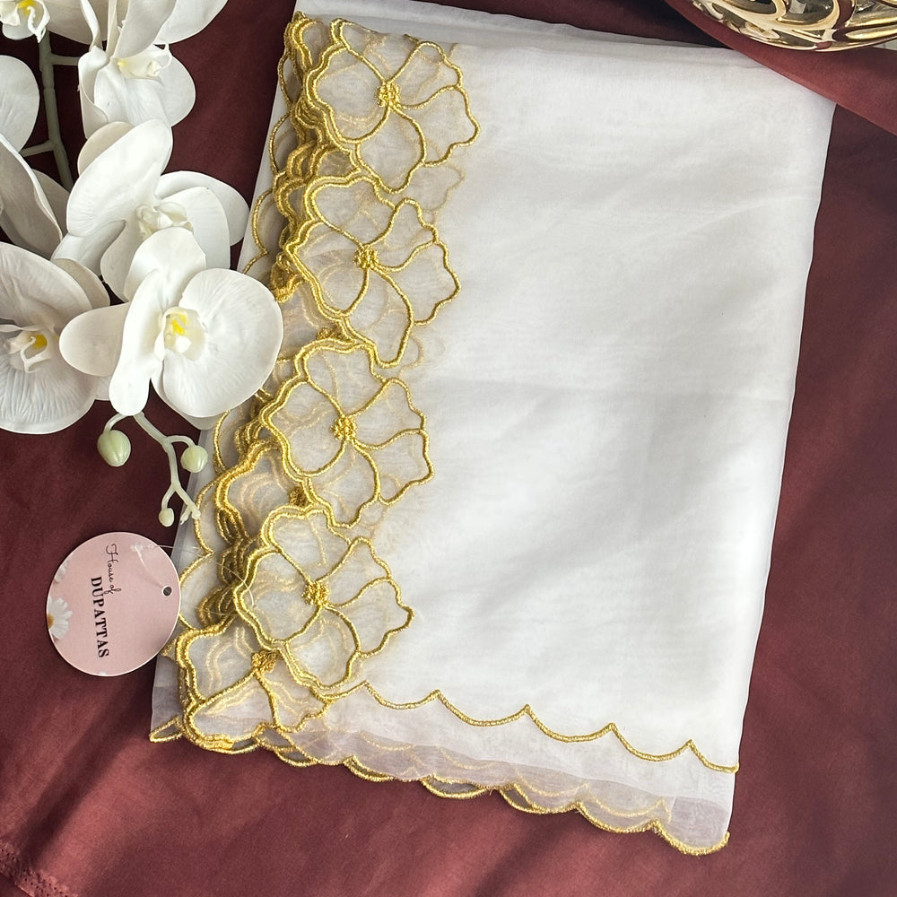 Dyeable Exotic Scalloped Dupatta