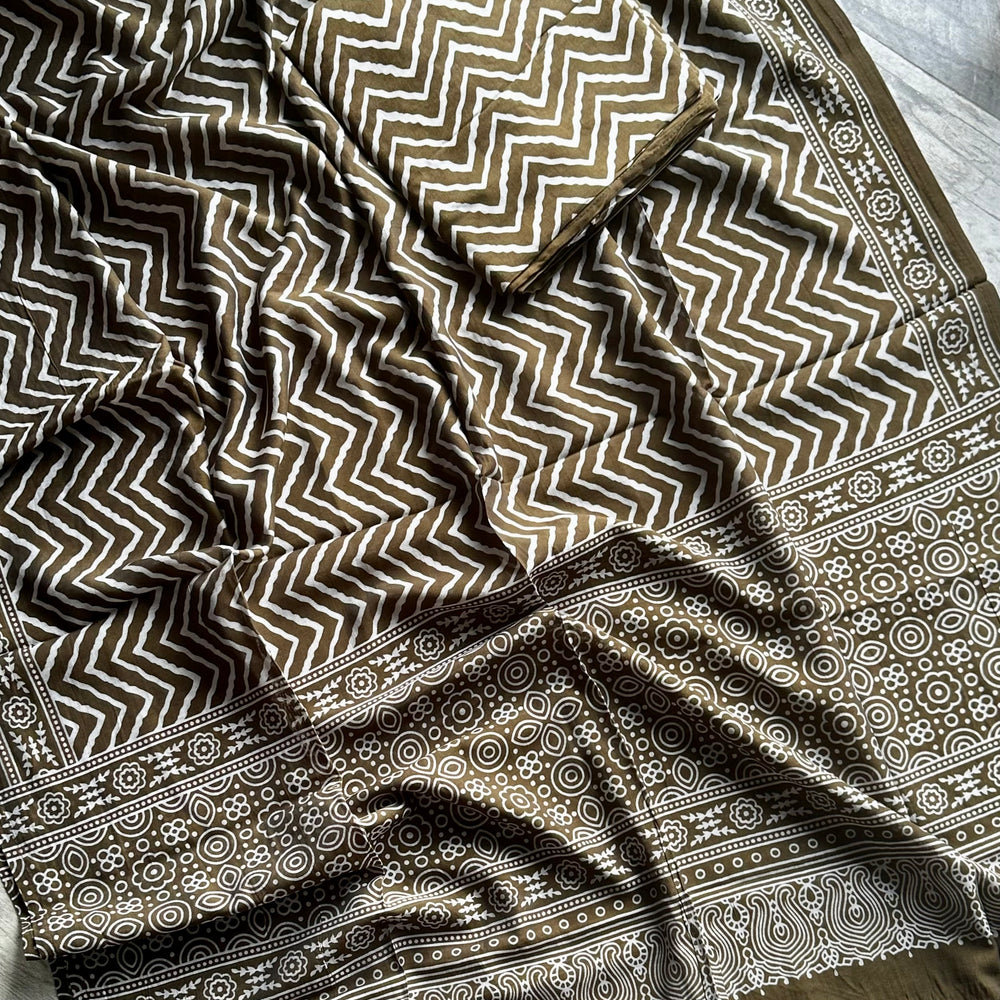 
                      
                        Ajrak Printed ZigZag - Design 5
                      
                    