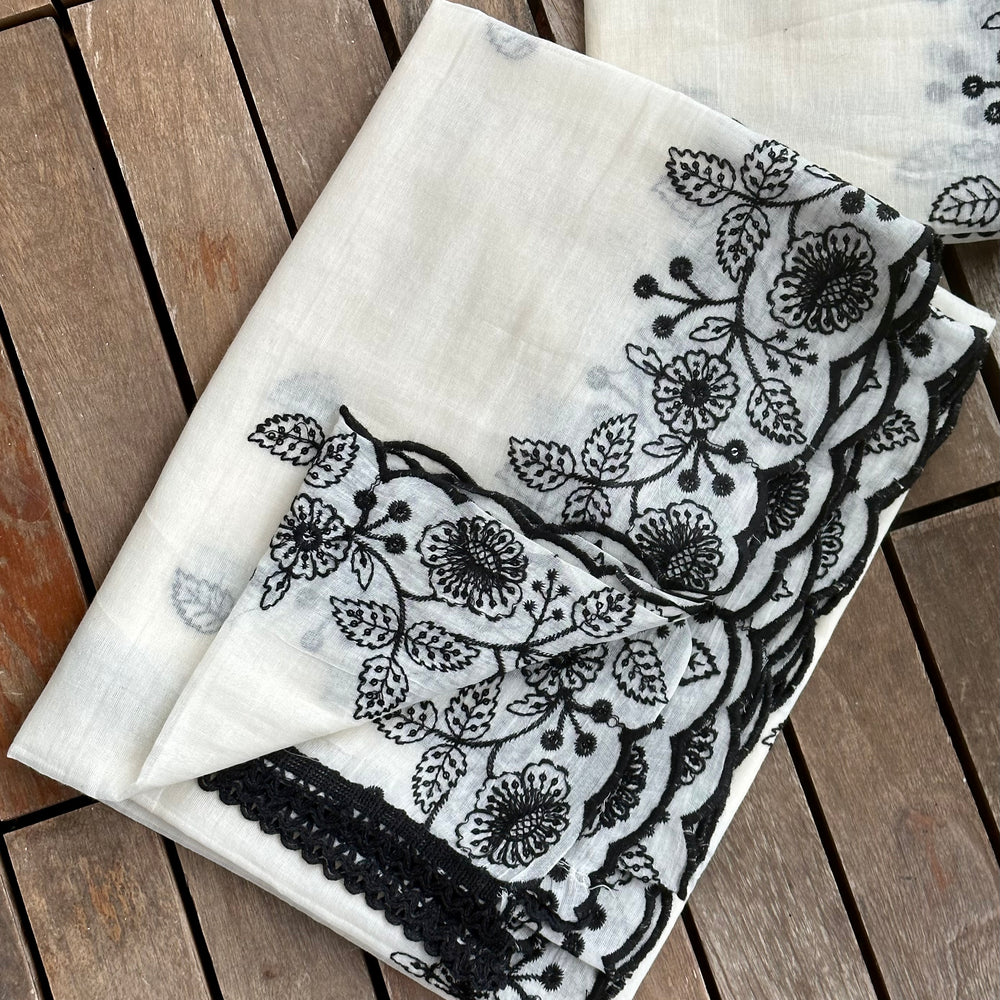 
                      
                        Enchanted Offwhite/Black beauty Dupatta
                      
                    