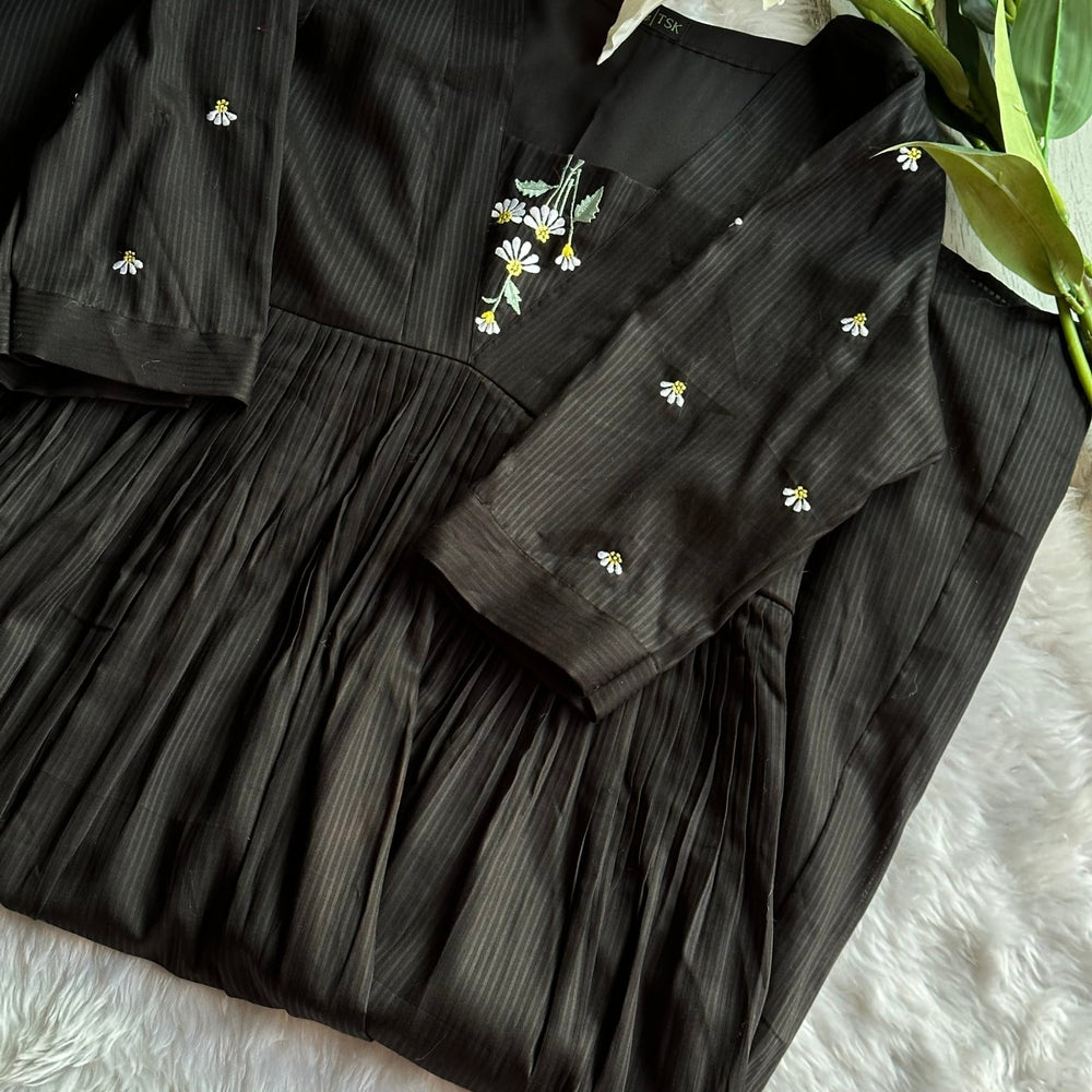 Black Cotton Kurta Dandelion Inspired - The Story Kameez