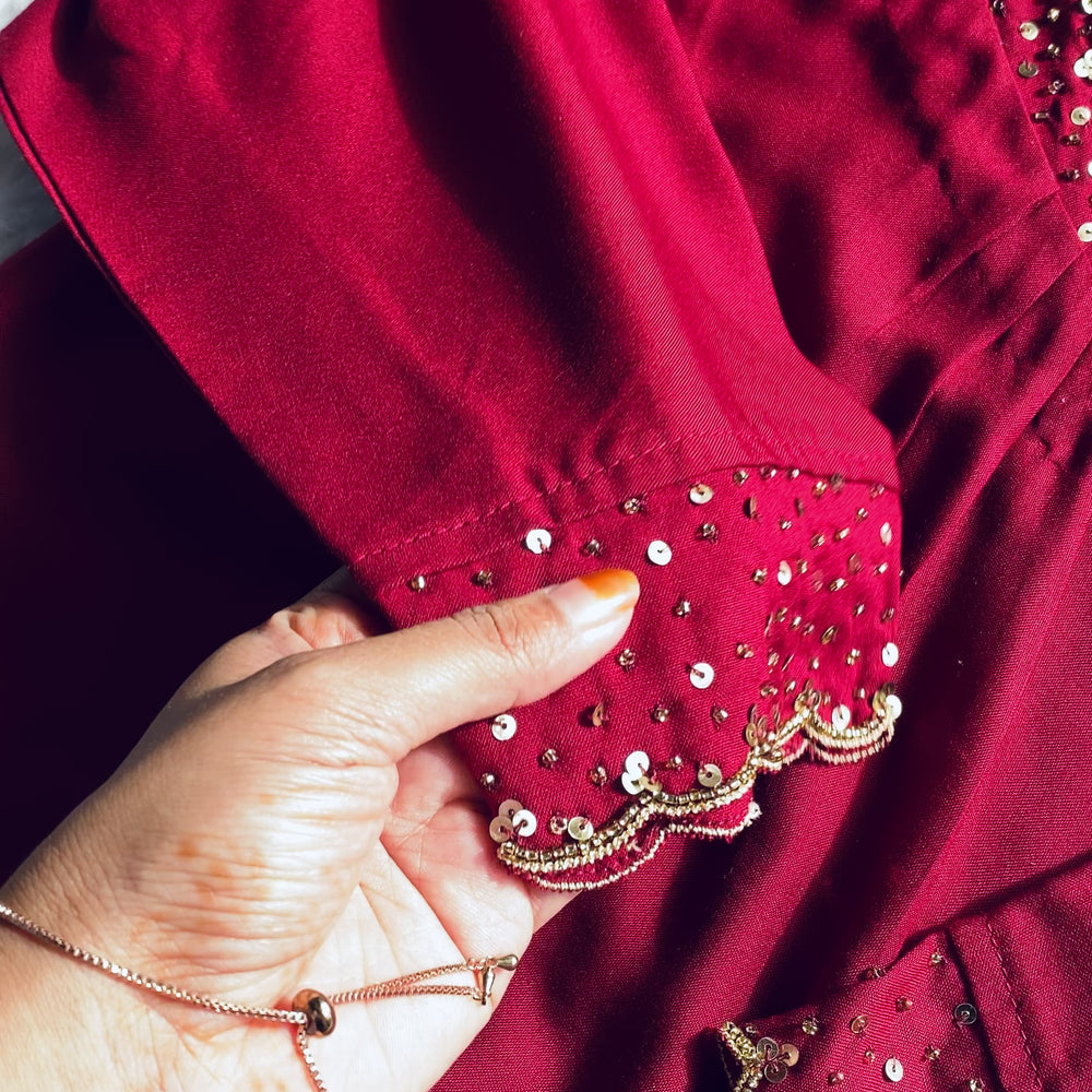 
                      
                        Load and play video in Gallery viewer, Maroon sequins embellished Kurta
                      
                    