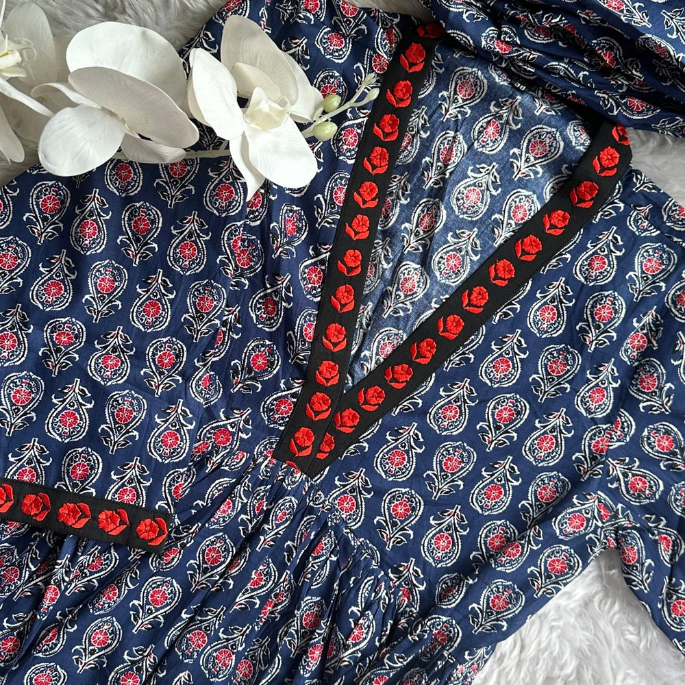 
                      
                        Soft MUL Cotton Kurta - The Story Kameez
                      
                    